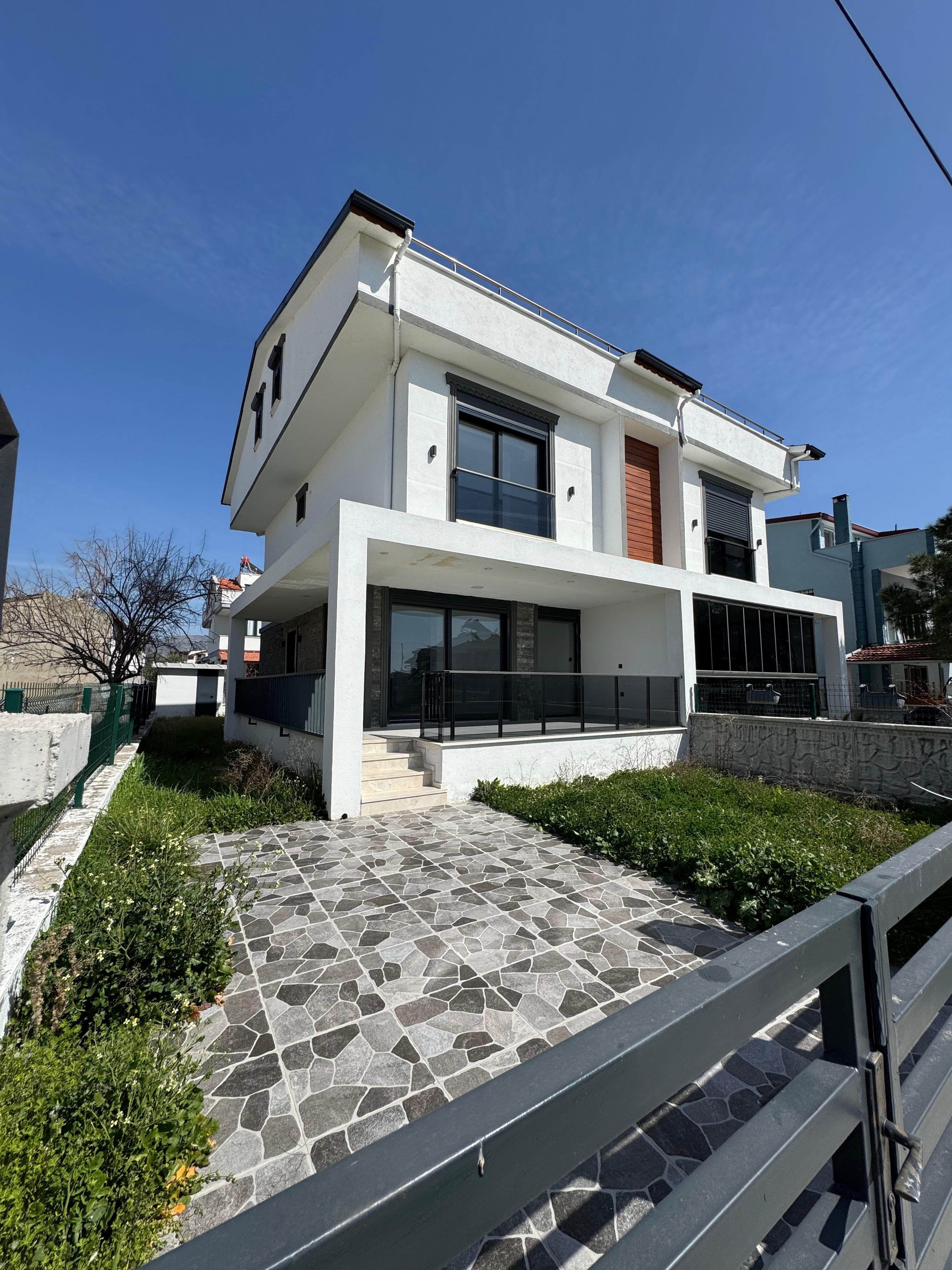Çetinemeç İkiz Villa Projesi